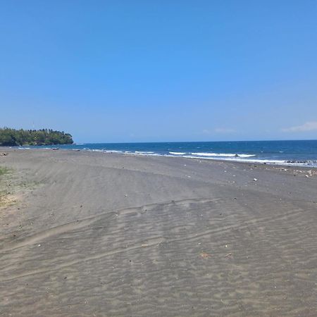 Melaya Beach Resort Room Double Penginuman Exterior photo